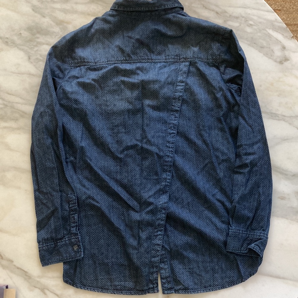 Anthropologie Pilcro and the Letterpress Dot Print Open Back Chambray Buttondown - Picture 5 of 6